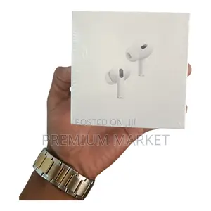 Apple Airpods Pro (2nd Generation) With a Magsafe Charging Case