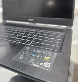 New Laptop MSI Stealth 16 AI Studio 16GB Intel Core i7 SSD 512GB