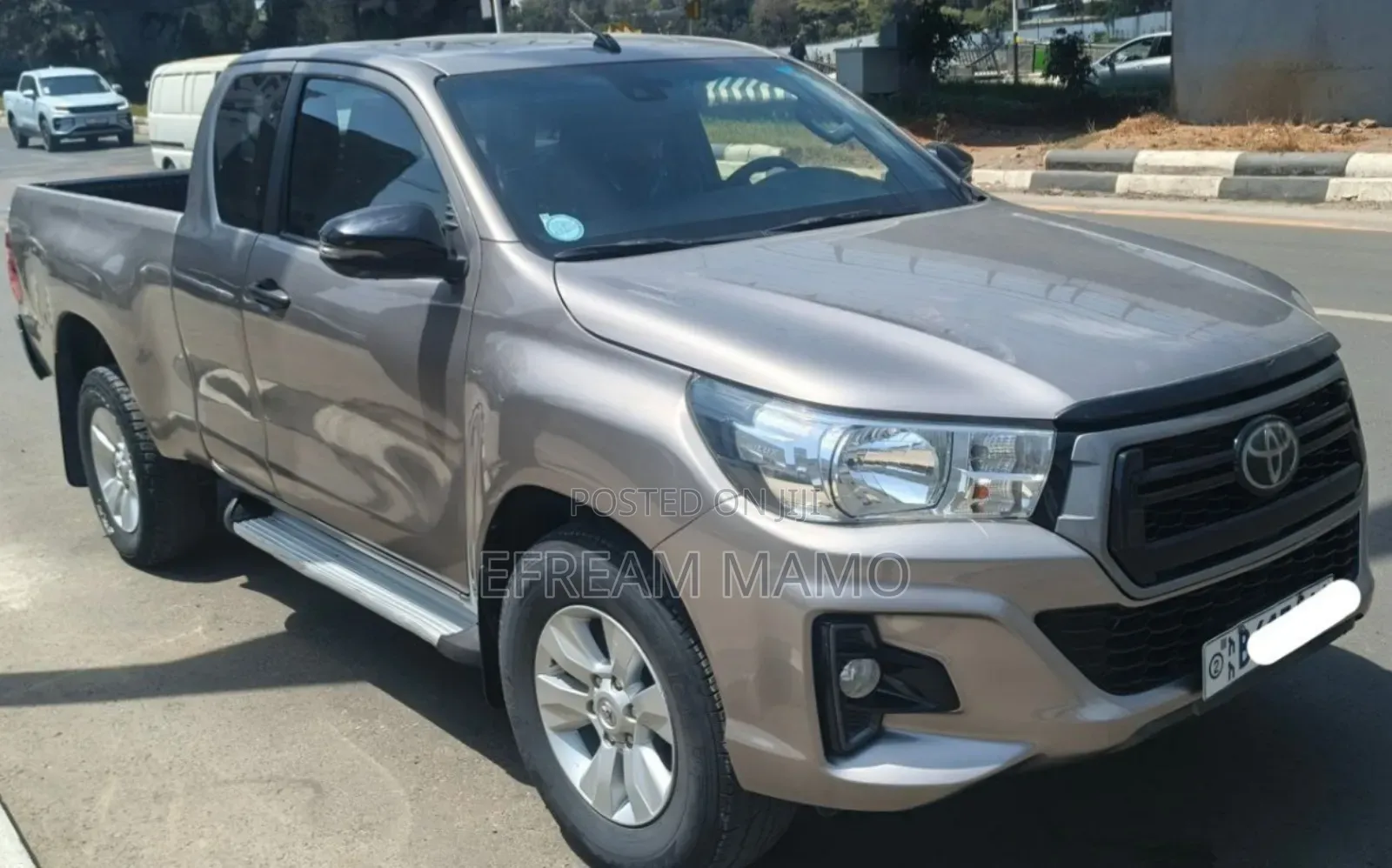 Toyota Hilux 2020 Gold