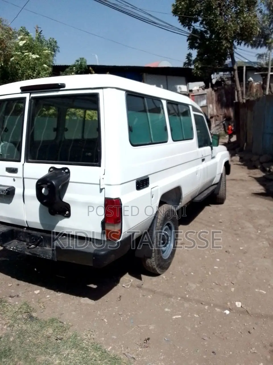 Toyota Land Cruiser 2014 White