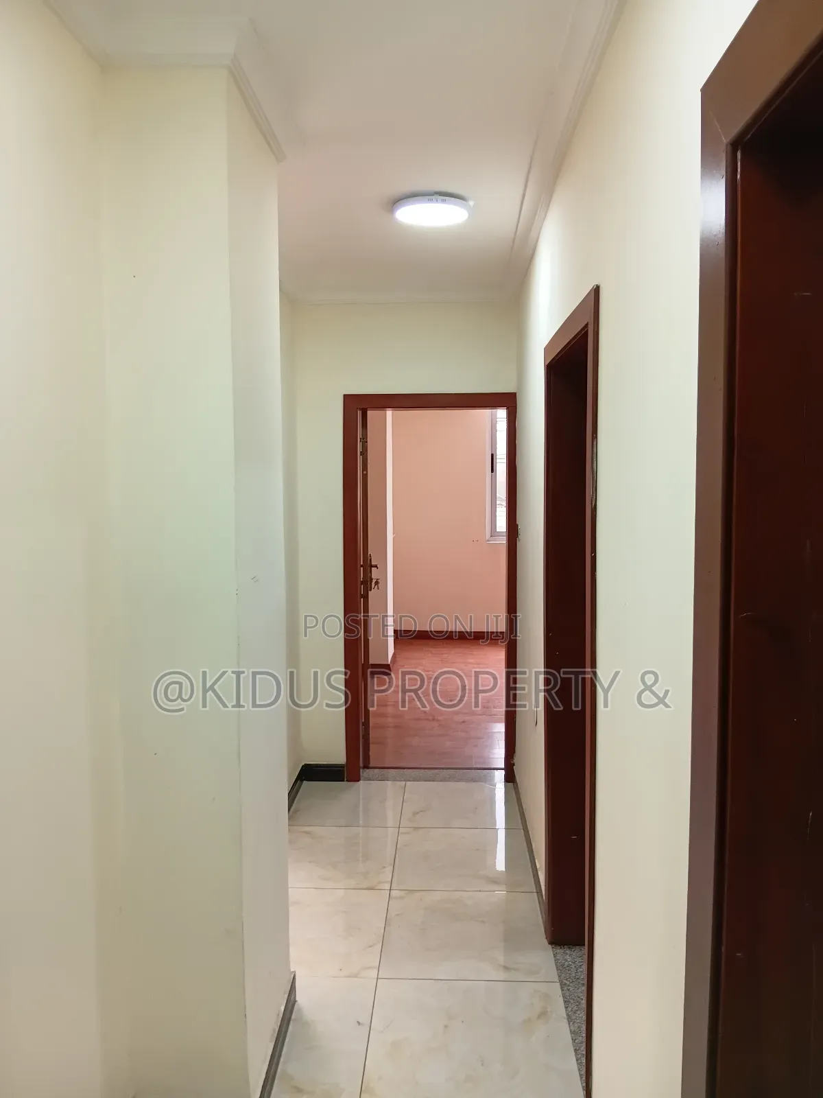 3bdrm Apartment in German Square, Nifas Silk-Lafto for rent