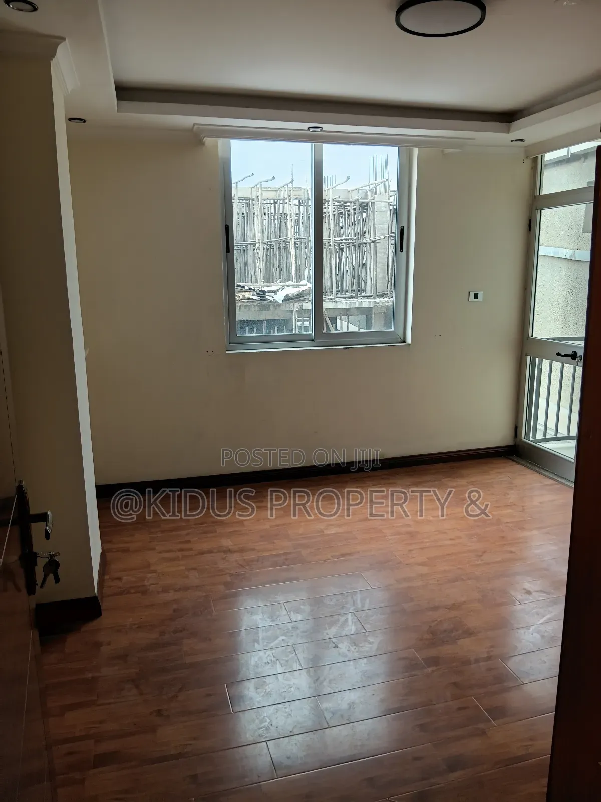 3bdrm Apartment in German Square, Nifas Silk-Lafto for rent