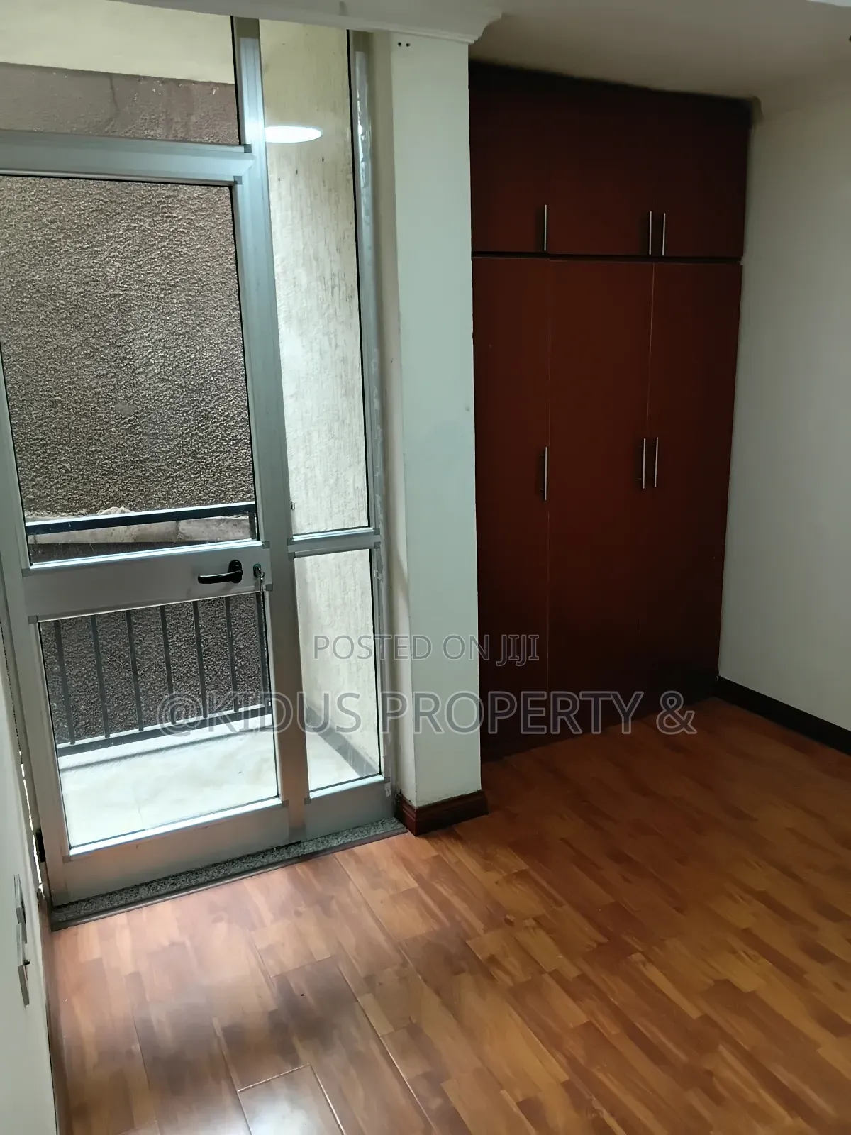 3bdrm Apartment in German Square, Nifas Silk-Lafto for rent