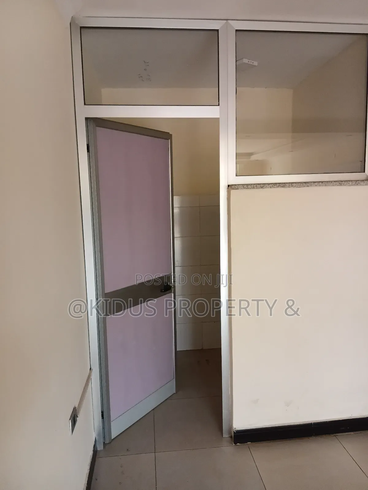 3bdrm Apartment in German Square, Nifas Silk-Lafto for rent