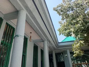 Furnished 4bdrm Villa in Adama for sale