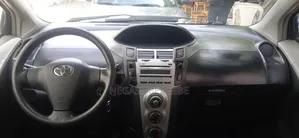 Toyota Yaris 2007 Silver