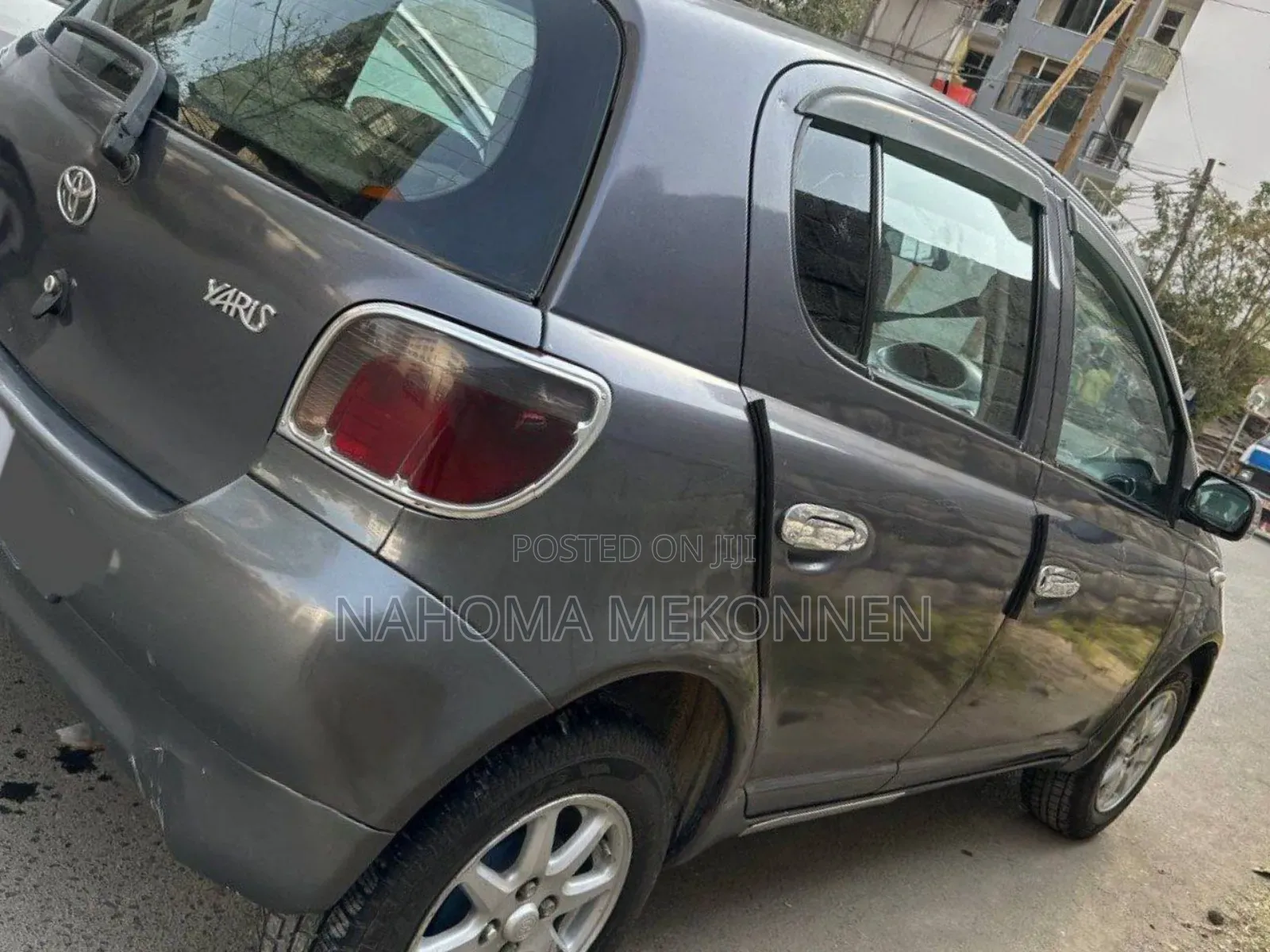 Toyota Yaris 2001 Gray