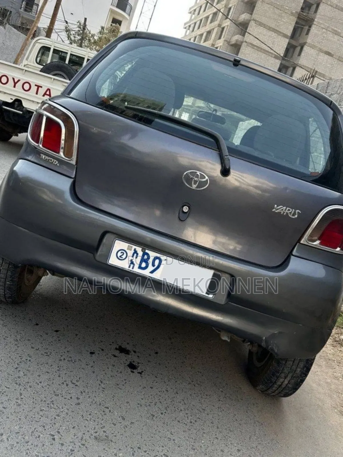 Toyota Yaris 2001 Gray