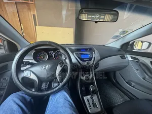 Hyundai Elantra Limited 2012 Silver