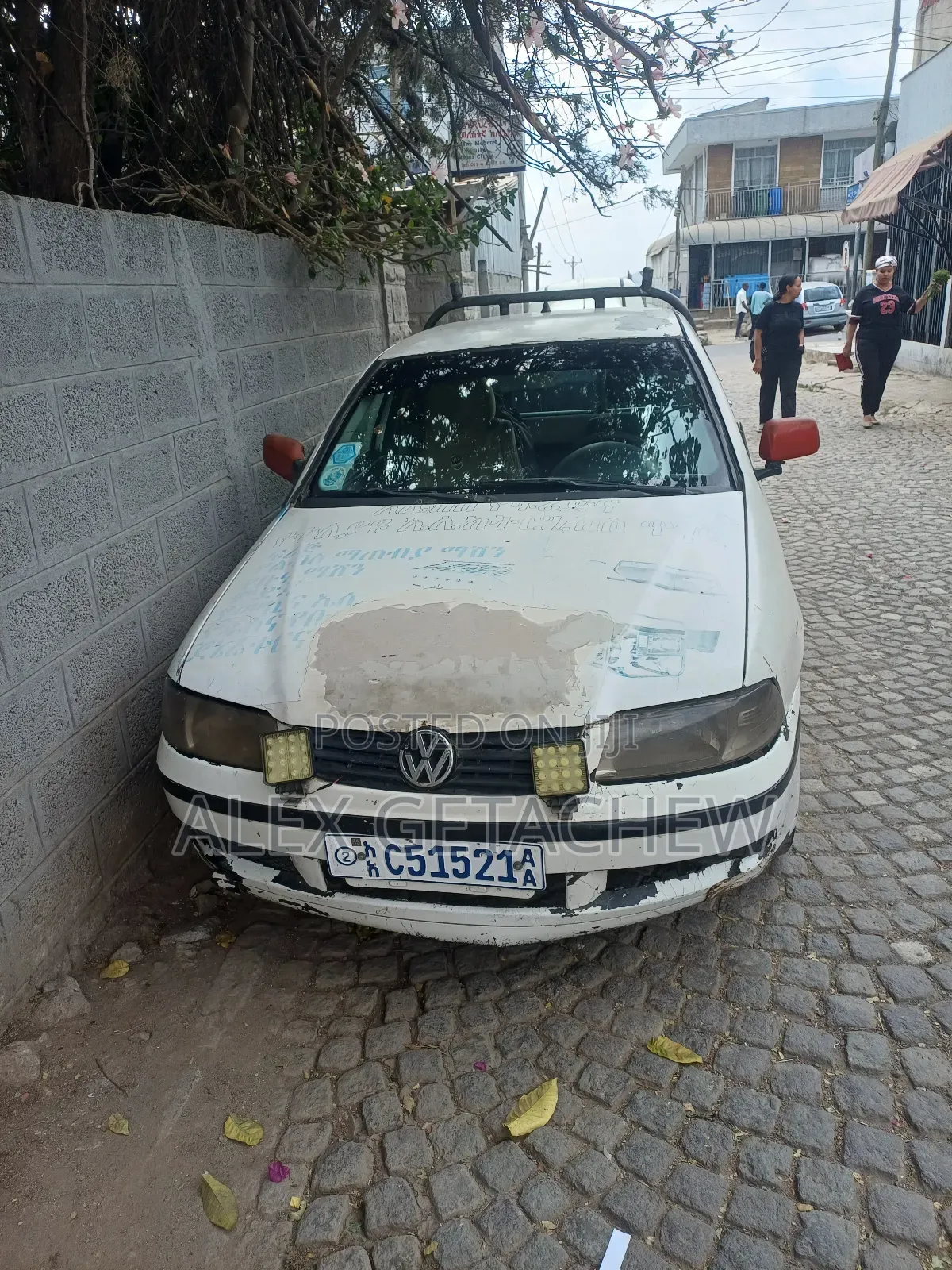 Volkswagen Polo 2002 White