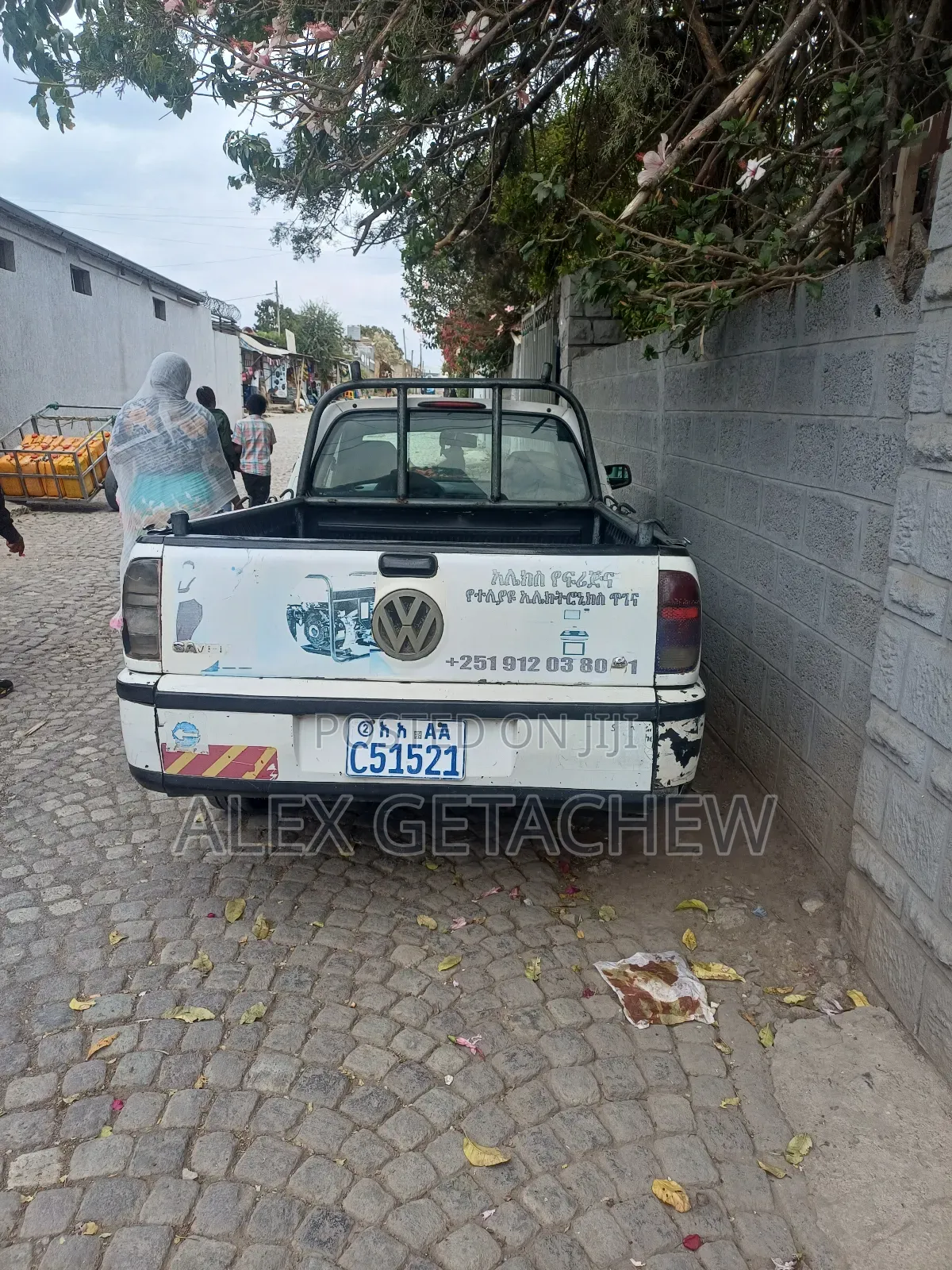 Volkswagen Polo 2002 White