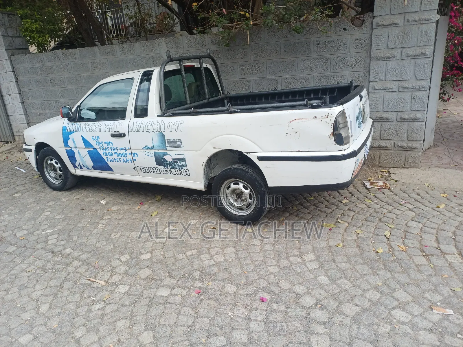 Volkswagen Polo 2002 White