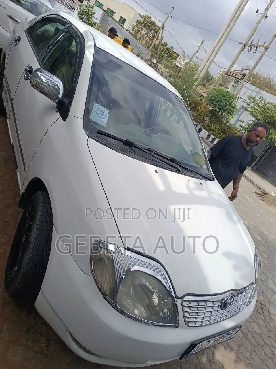 Toyota Corolla 2001 White