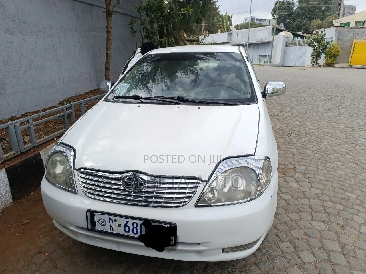 Toyota Corolla 2001 White