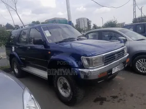 Toyota Hilux Surf 1997 Blue