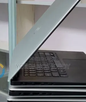 New Laptop Dell Precision 5540 16GB Intel Core i7 SSD 512GB