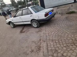 Nissan Sunny 1990 White