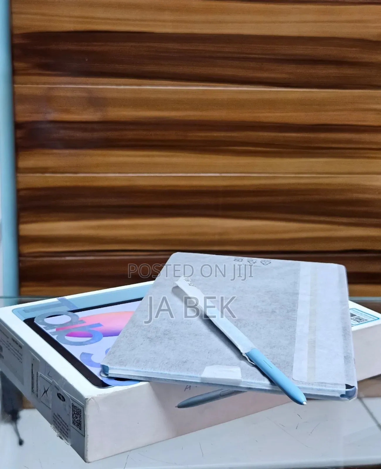 New Samsung Galaxy Tab S6 Lite 64 GB Gray