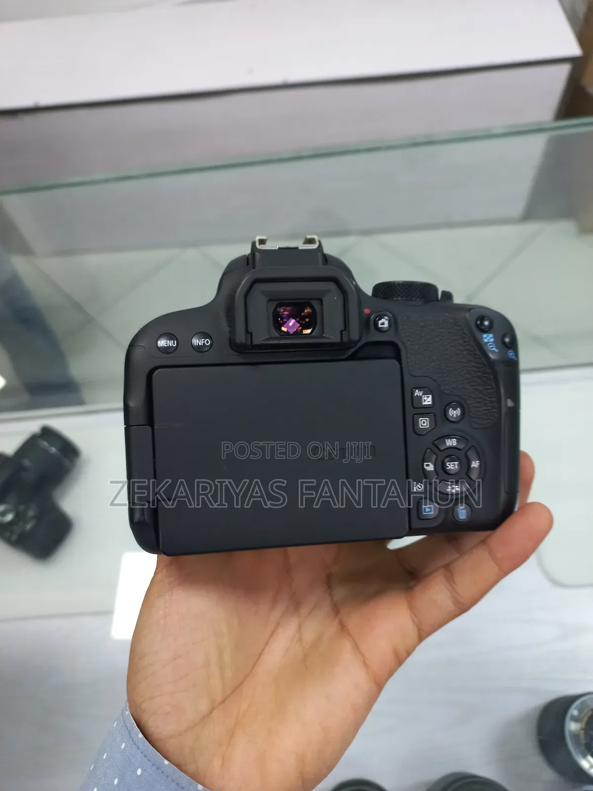 Canon 800d
