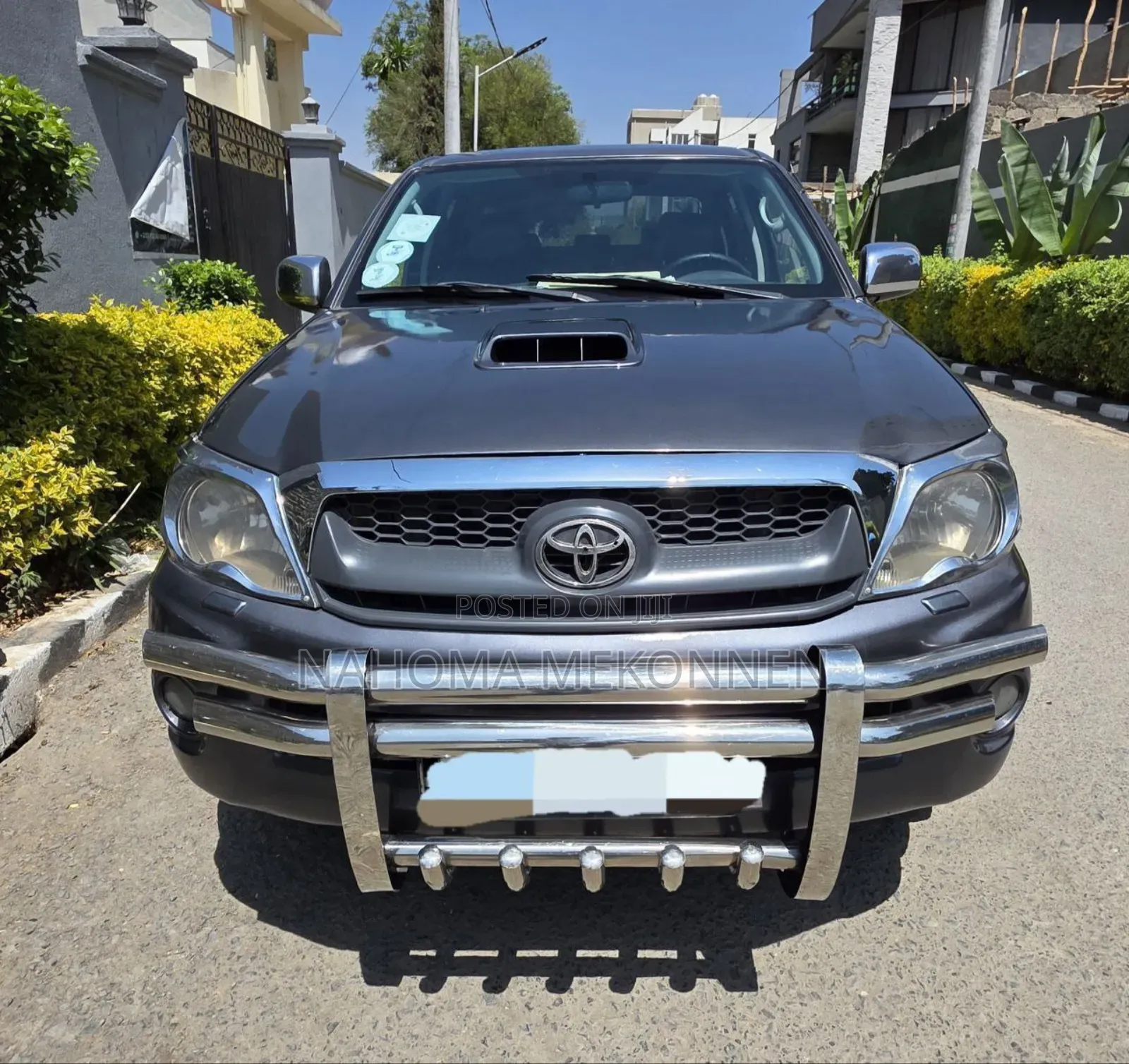 Toyota Hilux 2009 Gray