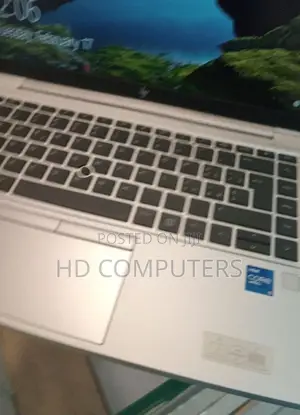 New Laptop HP EliteBook 840 G8 16GB Intel Core i5 SSD 512GB