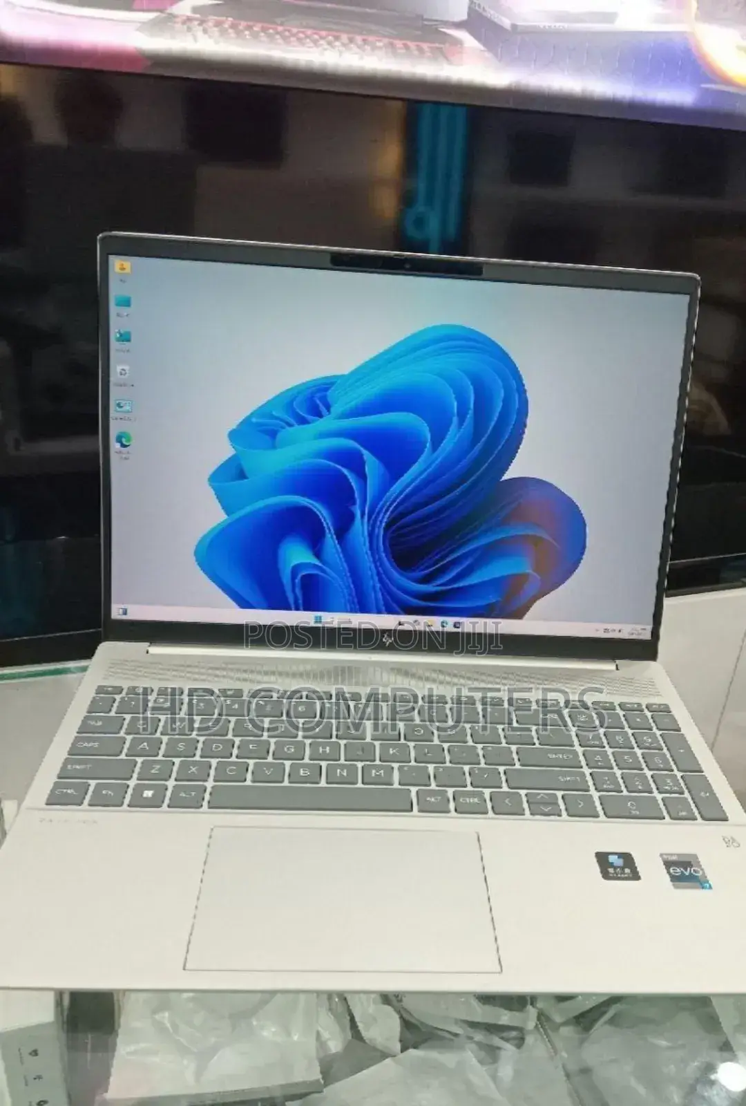 New Laptop HP 16GB Intel Core i7 SSD 1T