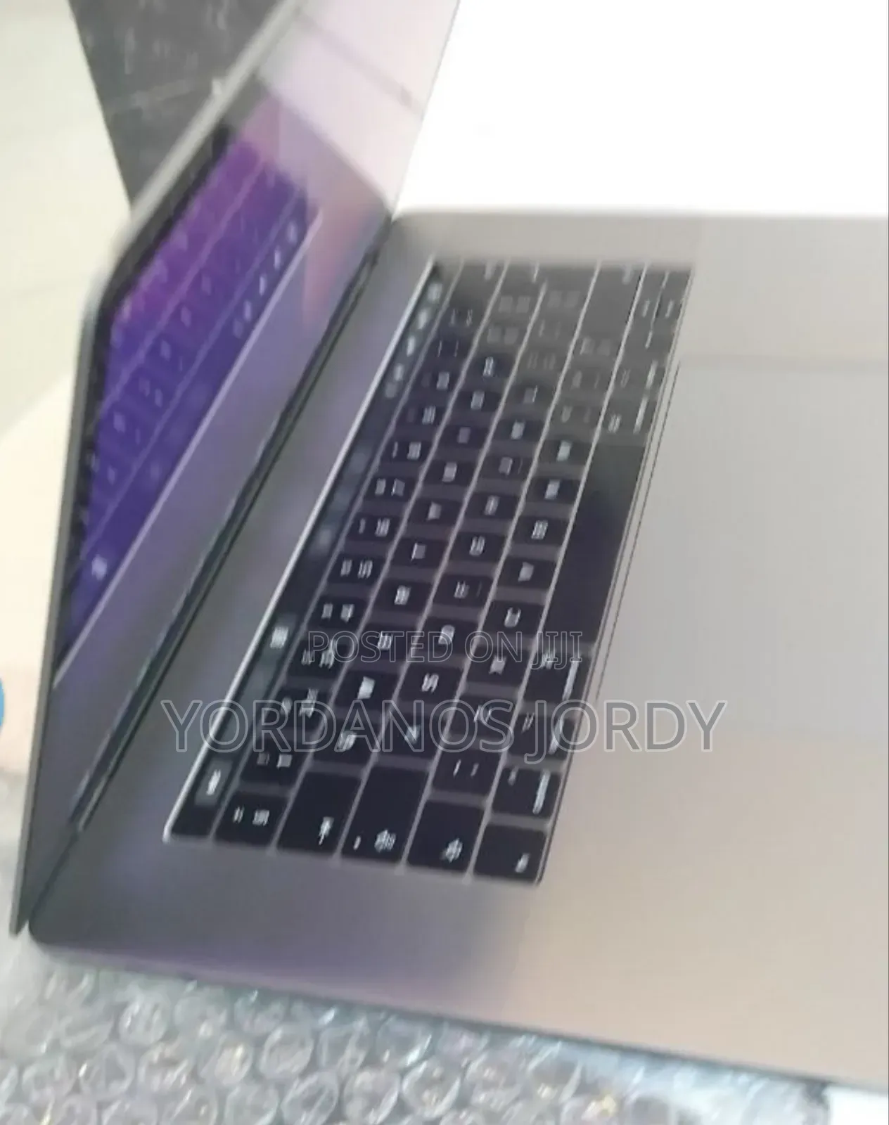 New Laptop Apple MacBook Pro 2017 16GB Intel Core i7 SSD 512GB