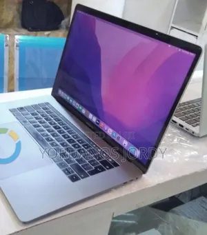 New Laptop Apple MacBook Pro 2017 16GB Intel Core i7 SSD 512GB