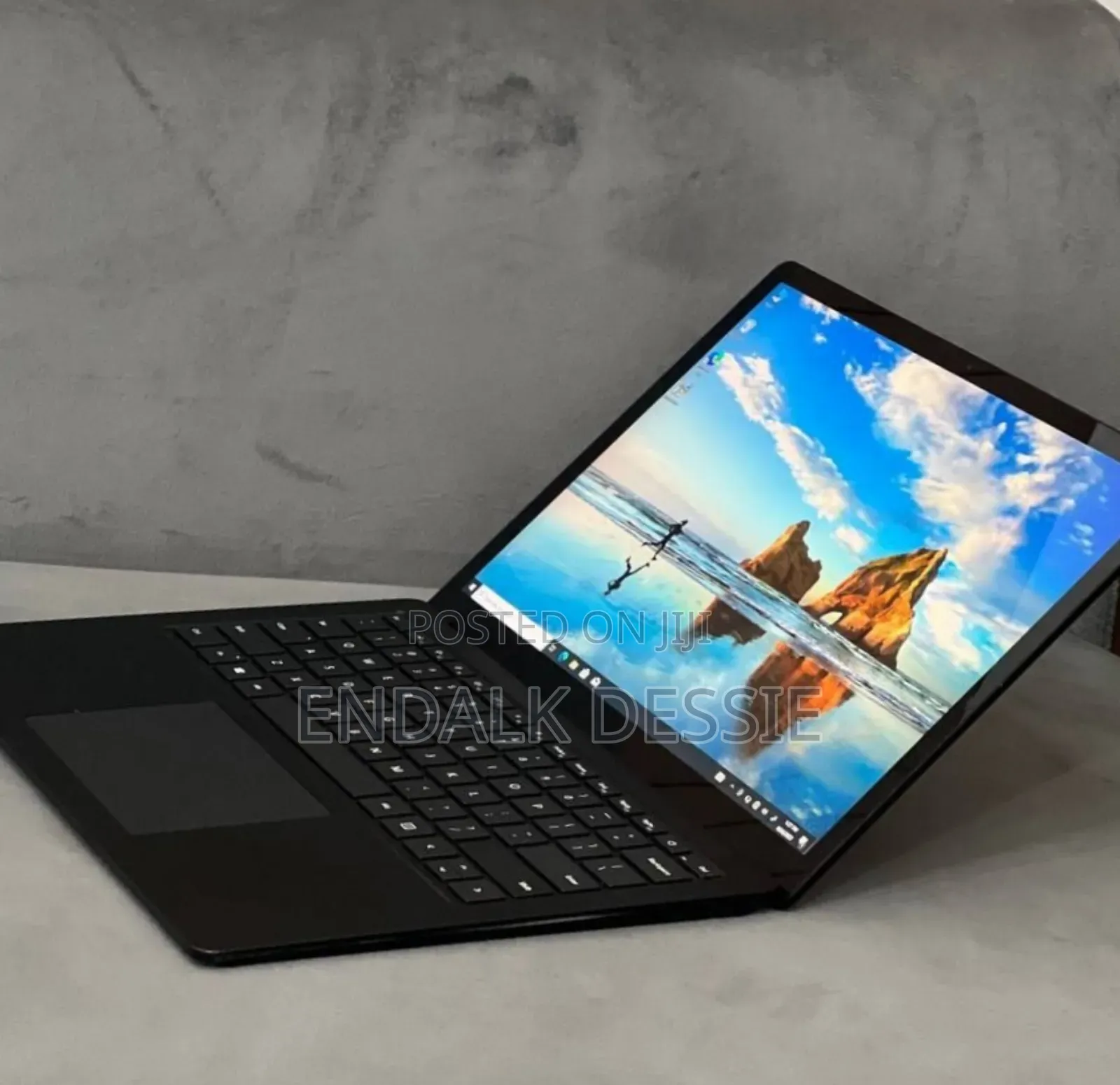 New Laptop Microsoft Surface Laptop 4 16GB Intel Core i7 SSD 512GB
