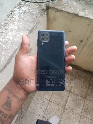 Samsung A10 32 GB Blue