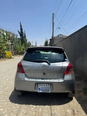 Toyota Yaris 1.0 VVT-i 2007 Gray