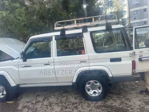 Toyota Land Cruiser 2020 White