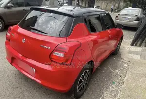 Suzuki Swift 2022 Red