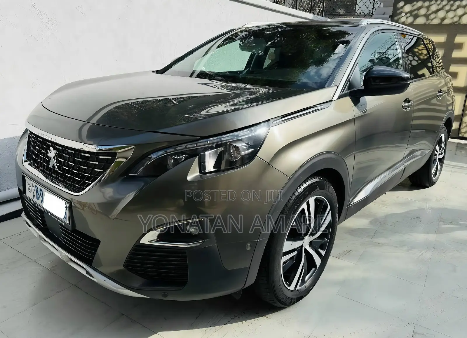 Peugeot 5008 2022 Gray