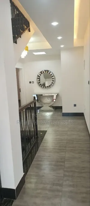 Furnished 7bdrm House in አያት ዞን, Yeka for sale