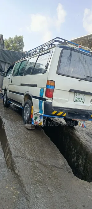 Toyota Toyoace 2001 White