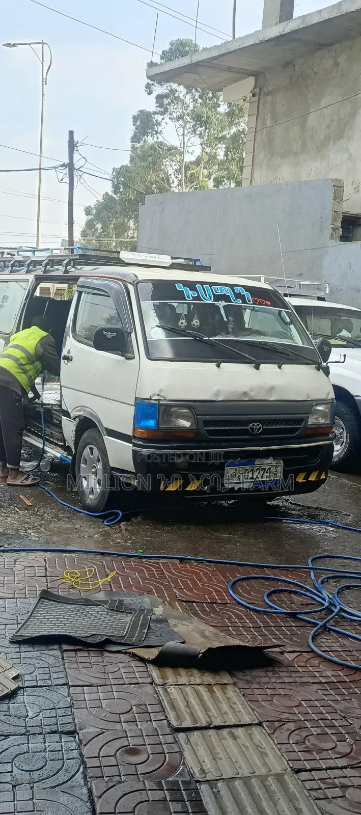 Toyota Toyoace 2001 White