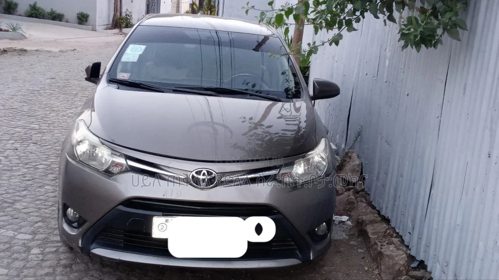 Toyota Yaris 2014 Gray