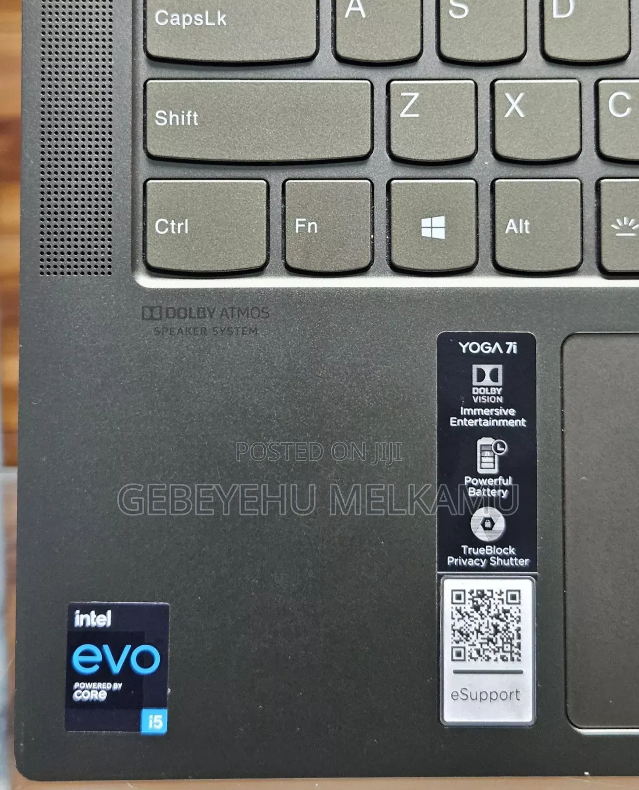 New Laptop Lenovo Yoga 7i 12GB Intel Core i5 SSD 512GB