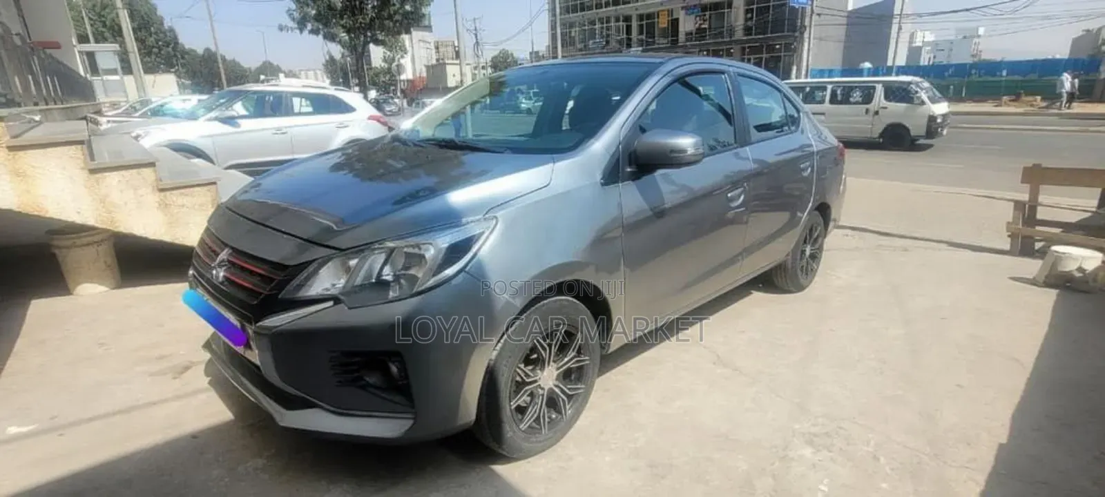 Mitsubishi Attrage 2022 Gray