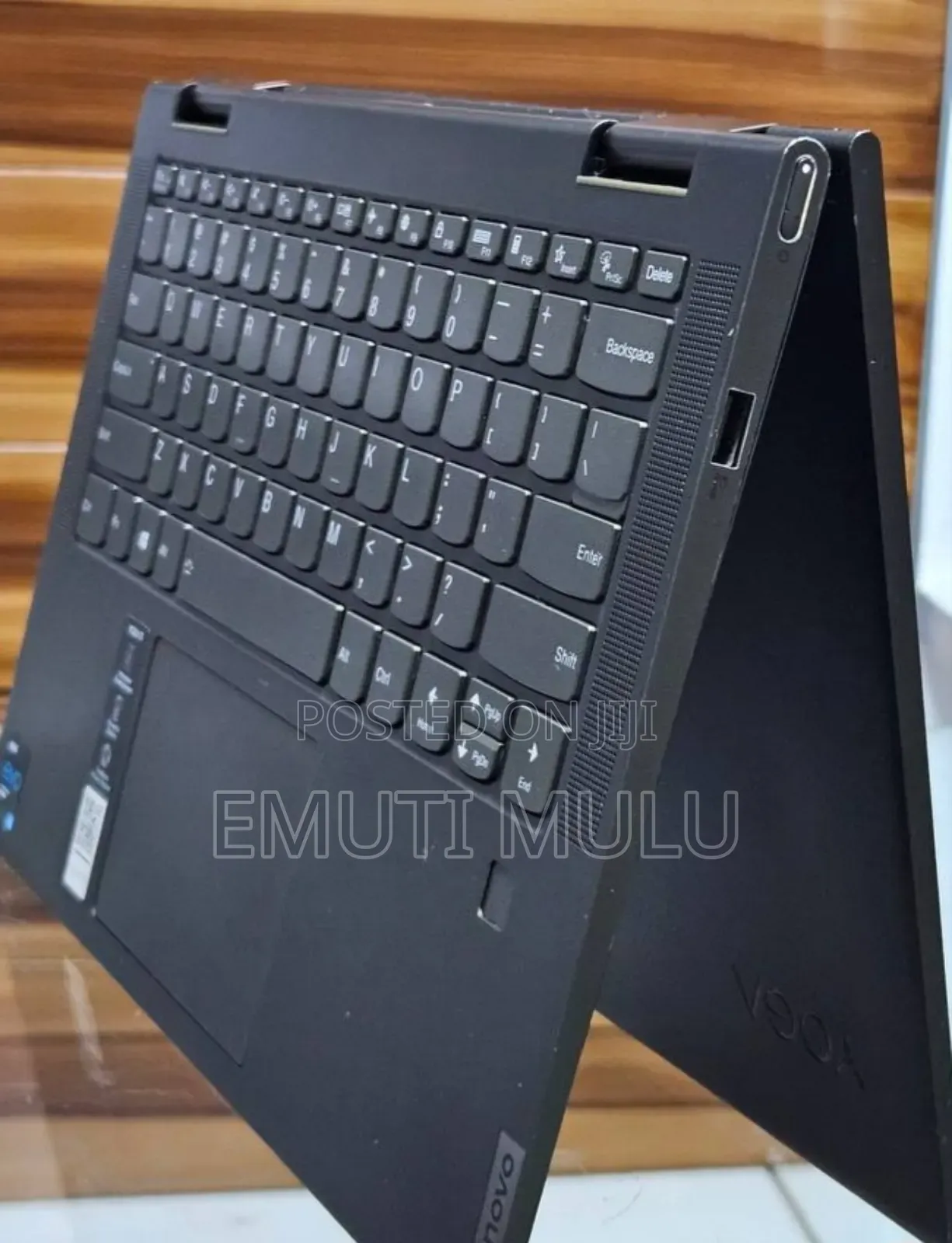 New Laptop Lenovo Yoga 7i 12GB Intel Core i5 SSD 512GB