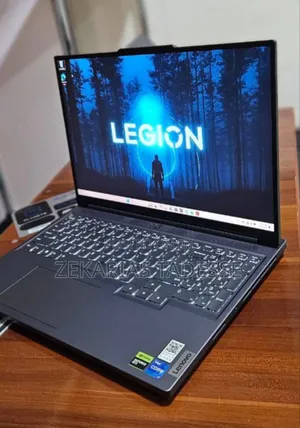 New Laptop Asus ROG Strix G15 16GB Intel Core i7 SSD 1T