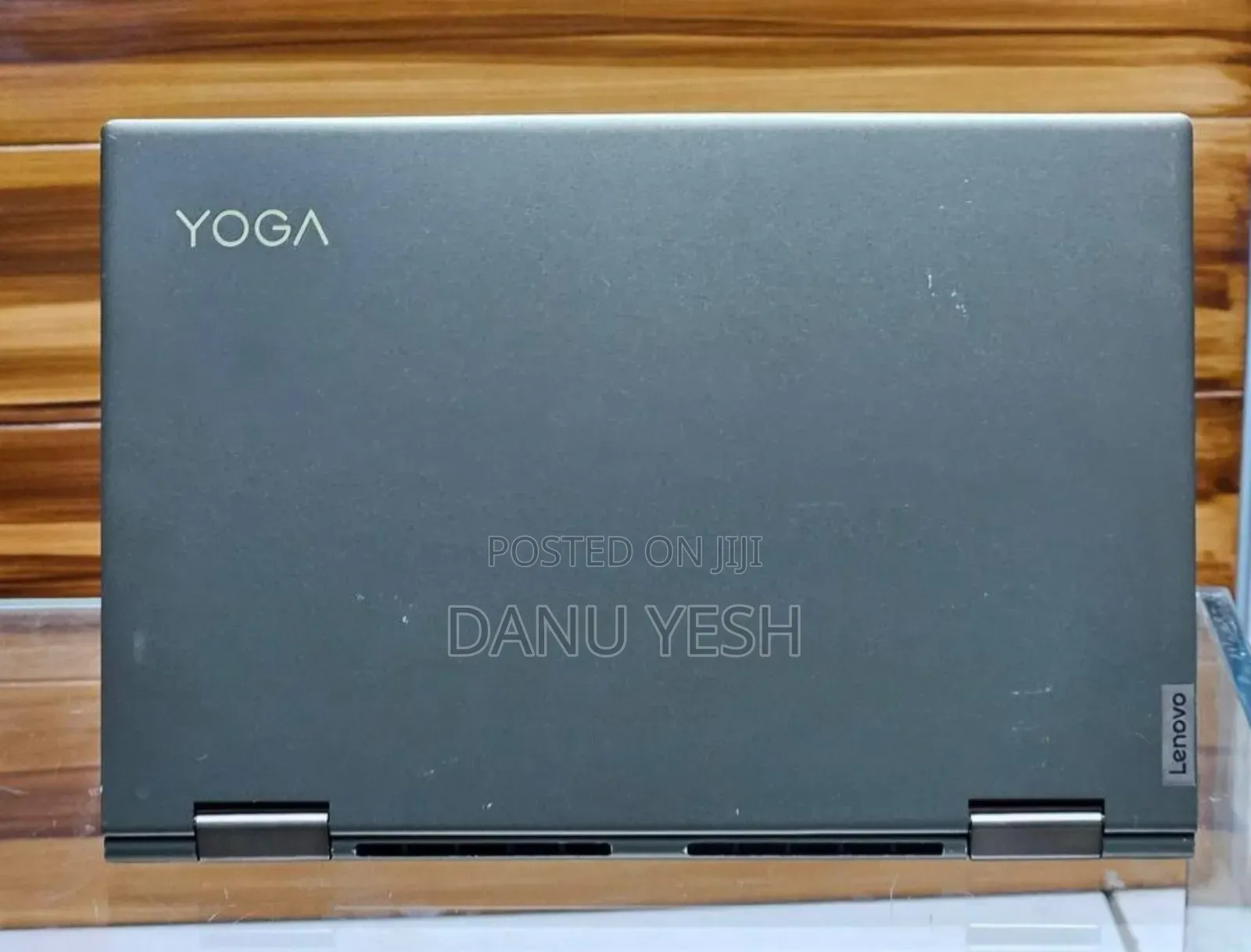 New Laptop Lenovo Yoga 7i 12GB Intel Core i5 SSD 512GB