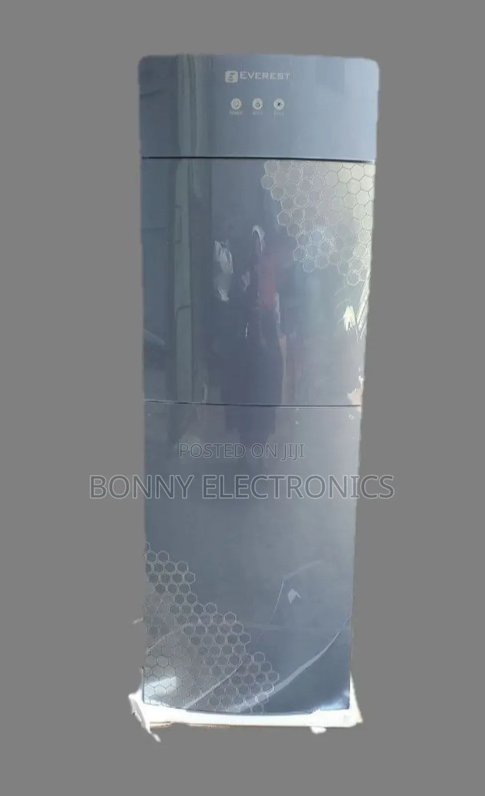 Everest Water Dispenser - Fresh Water Anytime!