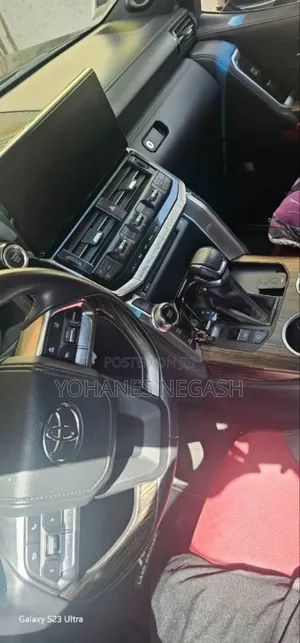 Toyota Land Cruiser 3.5 V6 2022 Black