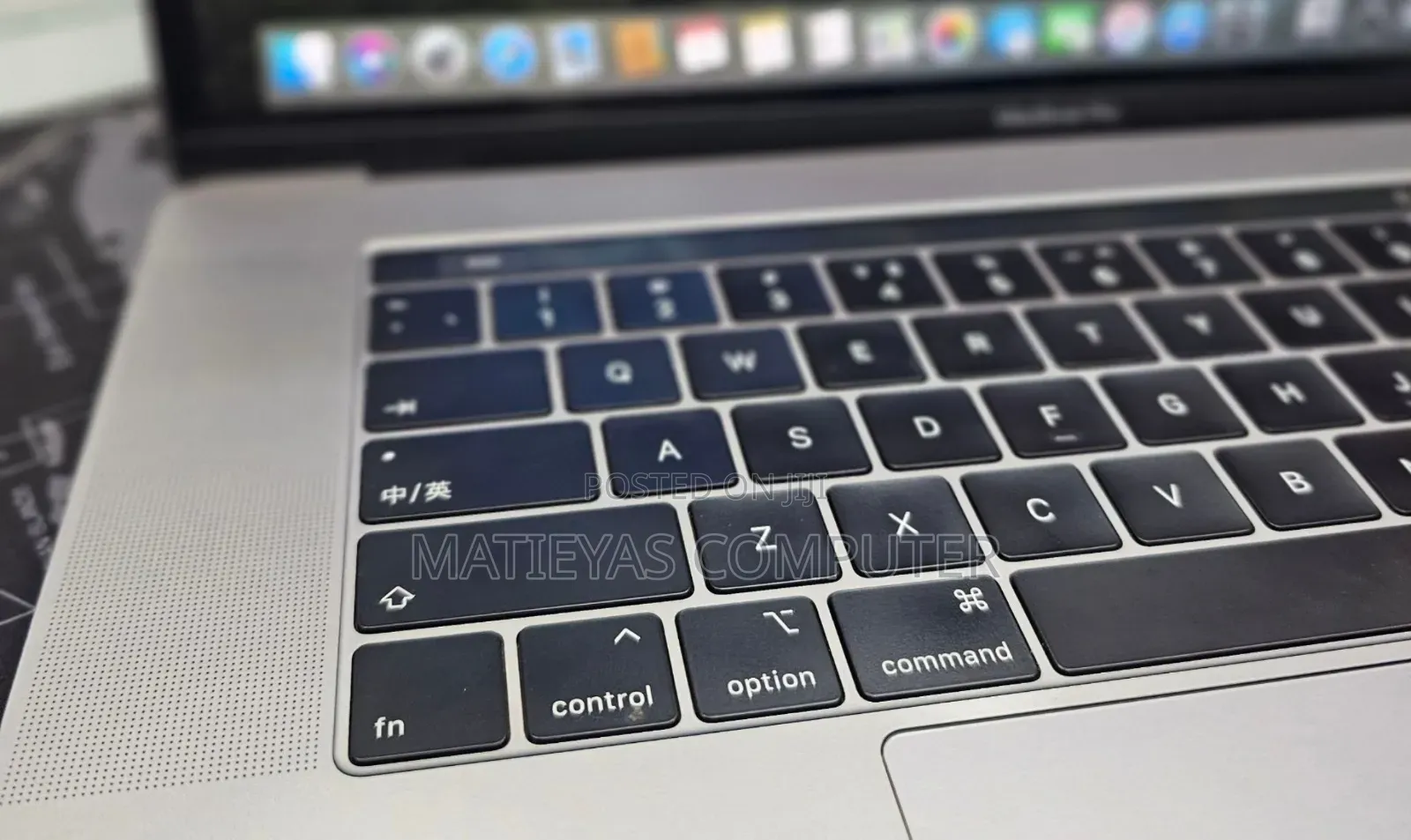 New Laptop Apple MacBook Pro 2019 16GB Intel Core i9 SSD 512GB