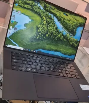 New Laptop Dell Precision 5560 16GB Intel Core i7 SSD 512GB