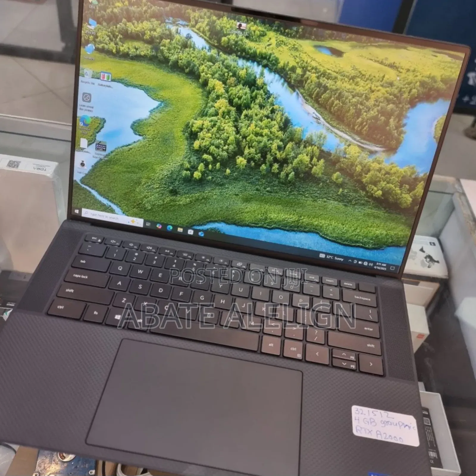 New Laptop Dell Precision 5560 16GB Intel Core i7 SSD 512GB