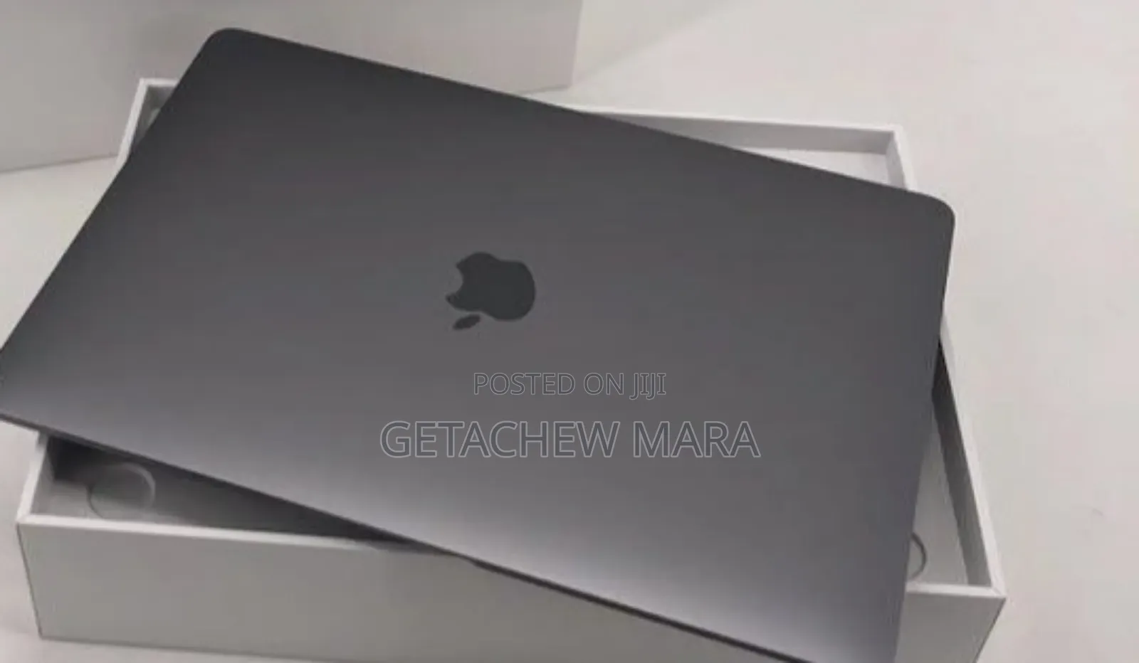 New Laptop Apple MacBook Air 2020 M1 16GB Intel SSD 256GB