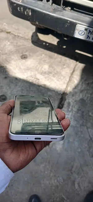 New Samsung Galaxy M16 128 GB Yellow